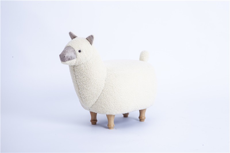 Alpaca stool