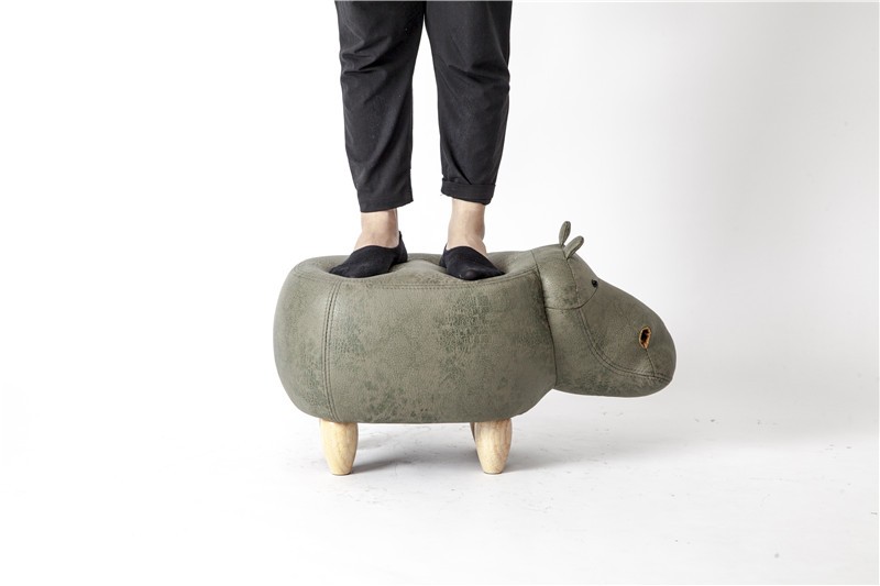 Hippo stool