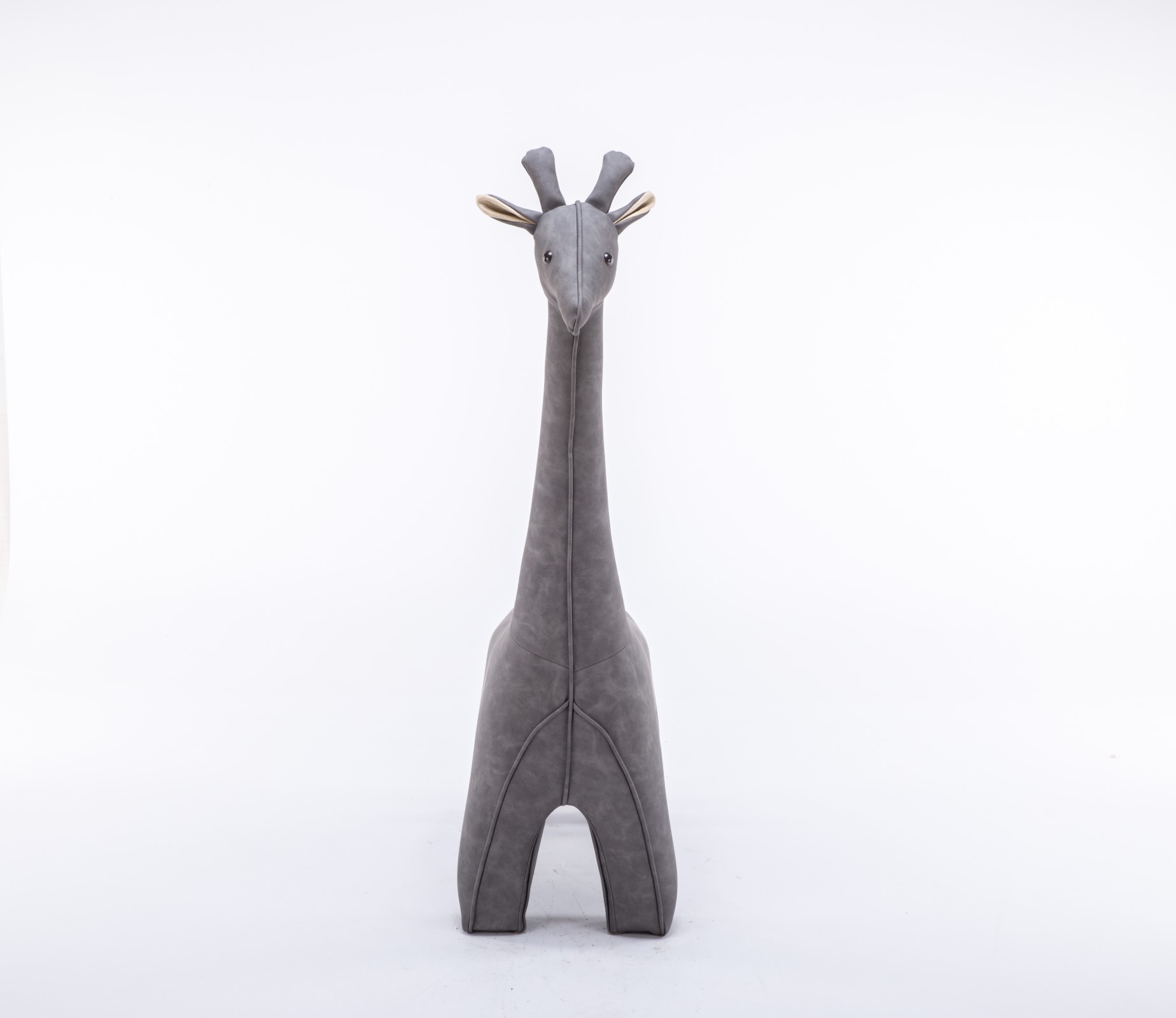 Gray giraffe